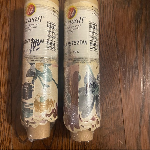Vintage Norwall Floral Wallpaper Boarder Lot of 2 rolls - Picture 1 of 7